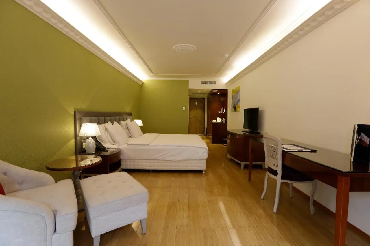 Chasse Hotel Amsterdam 4*,  Nederland